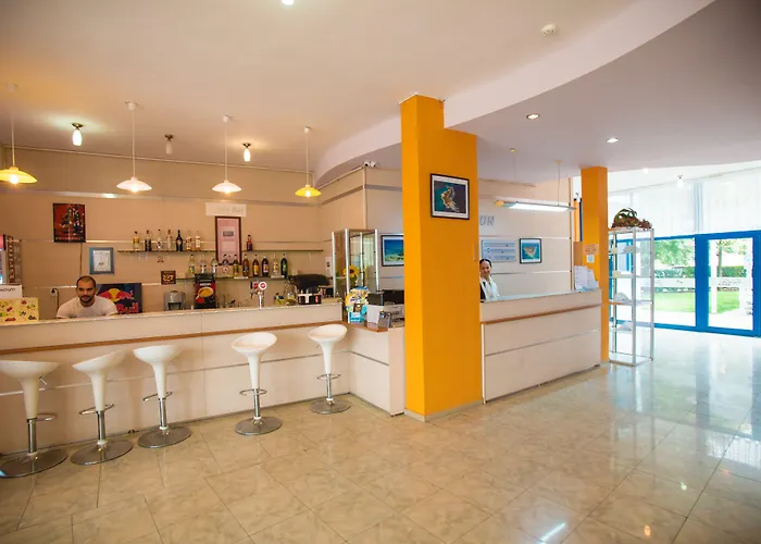 Bohemi Готель Сонячний Берег