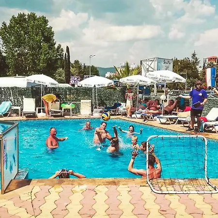 Bohemi And Free Parking Otel 3*