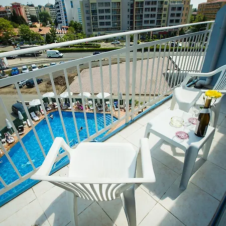 Otel Bohemi And Free Parking