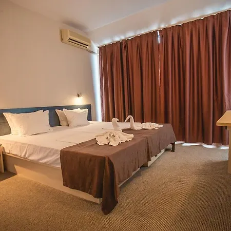 Bohemi And Free Parking Otel