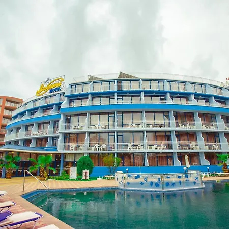 Bohemi And Free Parking Hotell 3*