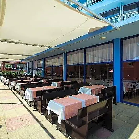 فندق Bohemi 3*