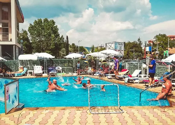 Хотел Bohemi 3*